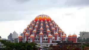 masjid kubah 99 makassar